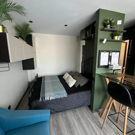 Cozy Charming Spot - Superb Location